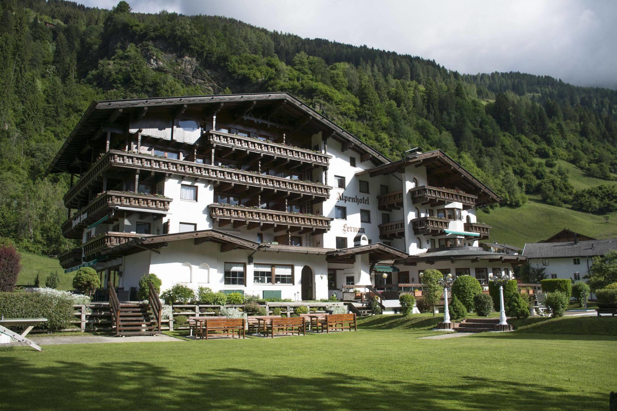 Alpenhotel Fernau Neustift im Stubaital Exterior photo